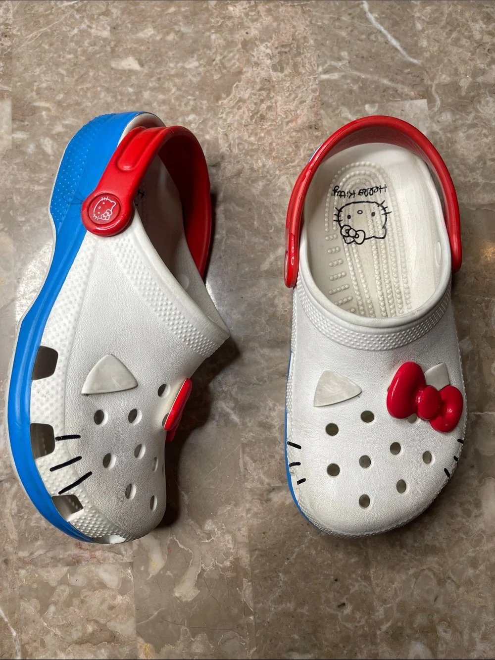 CROCS Kids White Clogs with Red Accents and Blue Midsoles